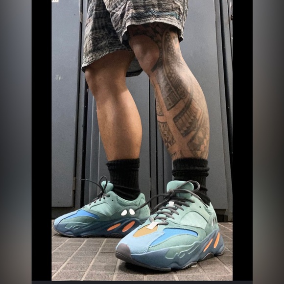 Brandnew Adidas Yeezy Boost 700 Azure Size 7 Men’s/9Womens - Picture 13 of 14